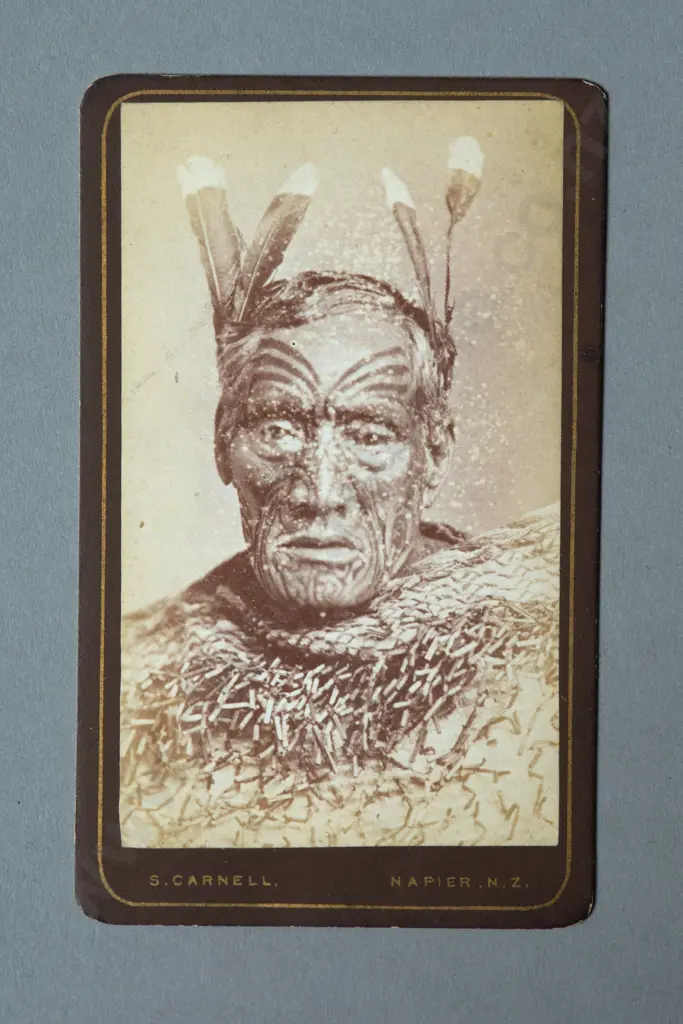 Samuel Carnell (Napier)  Portrait of a Maori Chief with huia feathers in his hair and wearing a korowai Carte de visite albumen print Image 1++