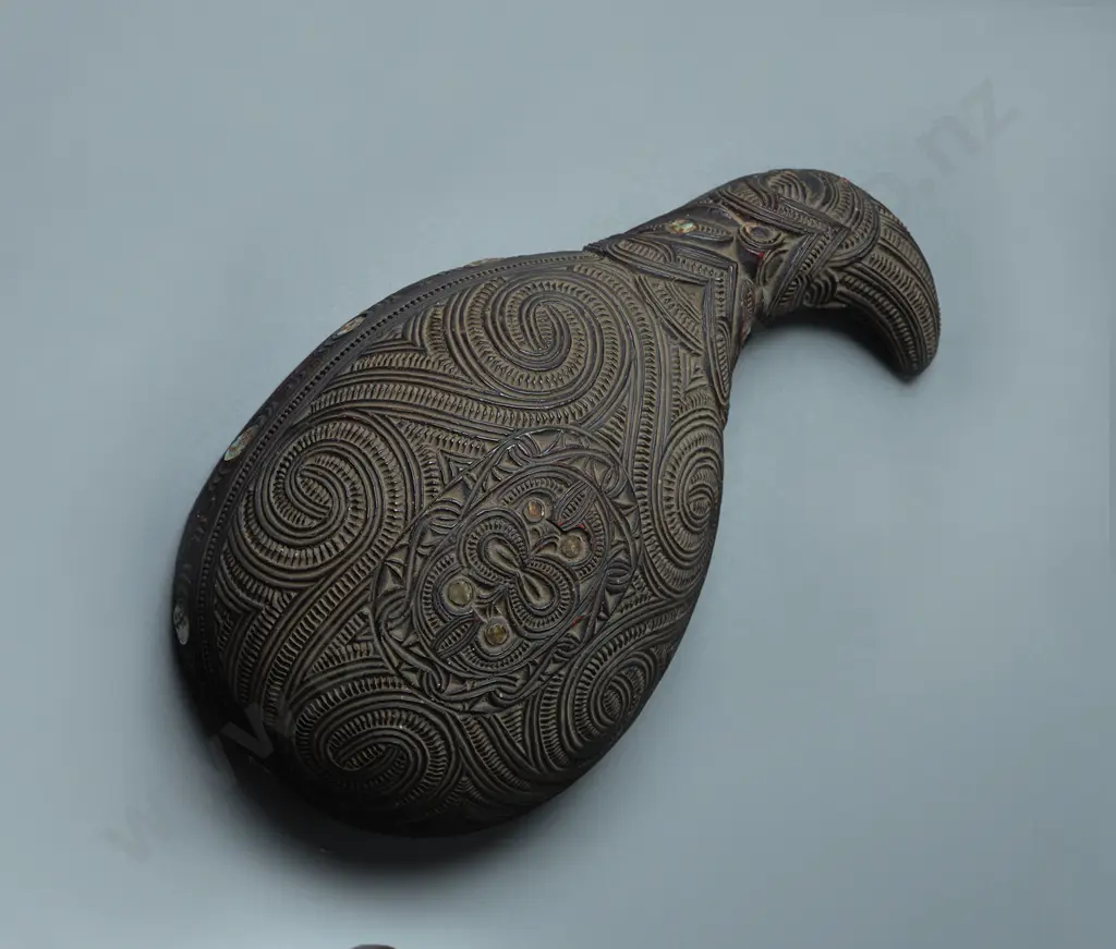 Ngati Tarawhai Gourd Shaped Ipu (Spouted Bowl) Image 1++