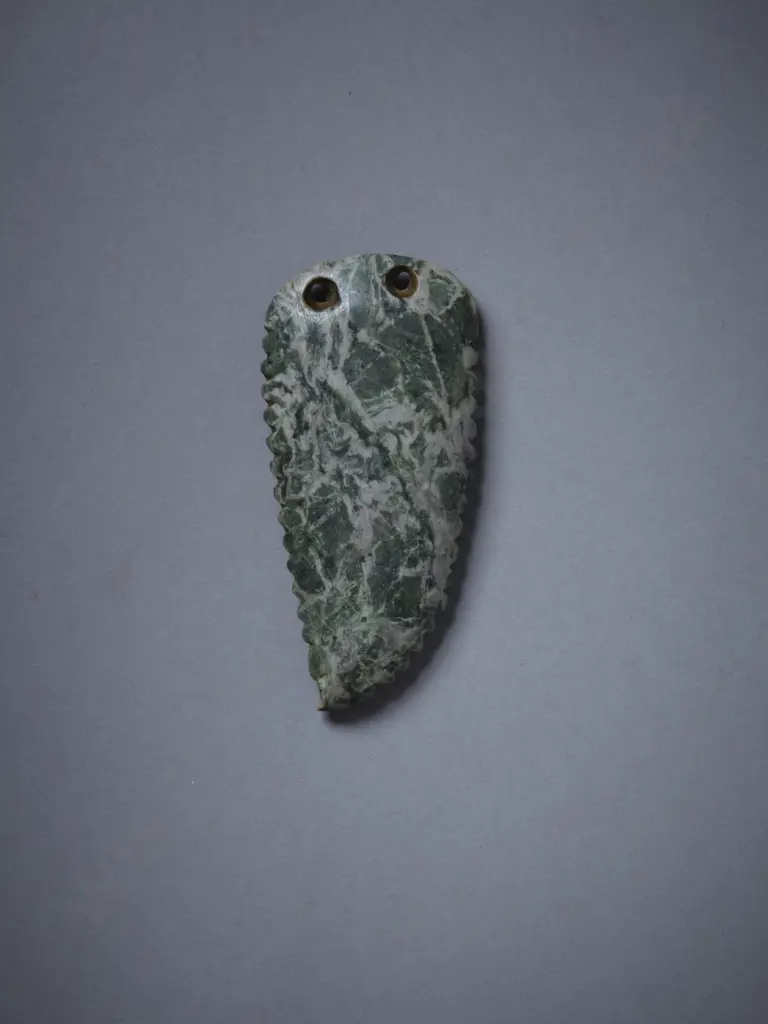 An Unusual Pounamu Pendant Image 1++