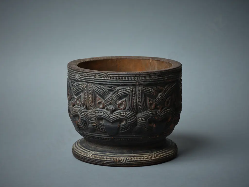 Ngati Tarawhai Table Bowl Image 1++