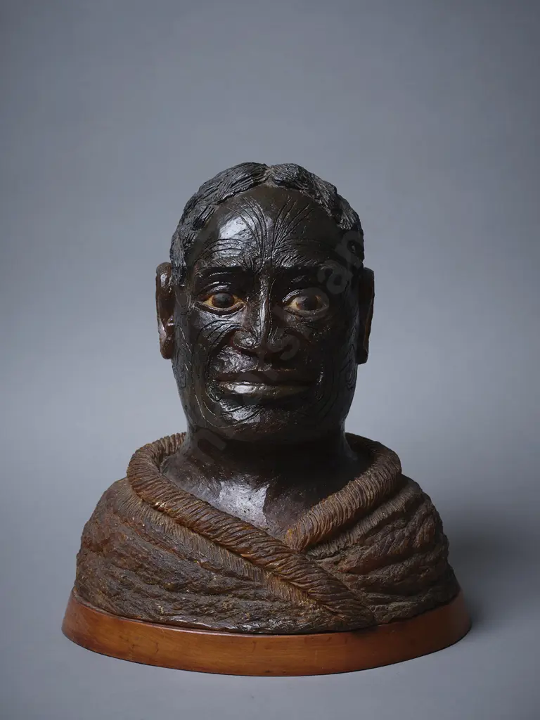 A Large Colonial Kauri Gum Bust of a Maori chief Image 1++