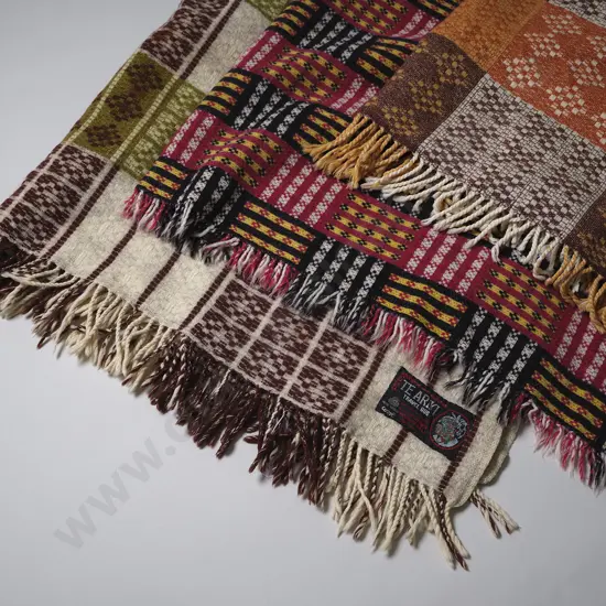 Manatunga wool travel rug