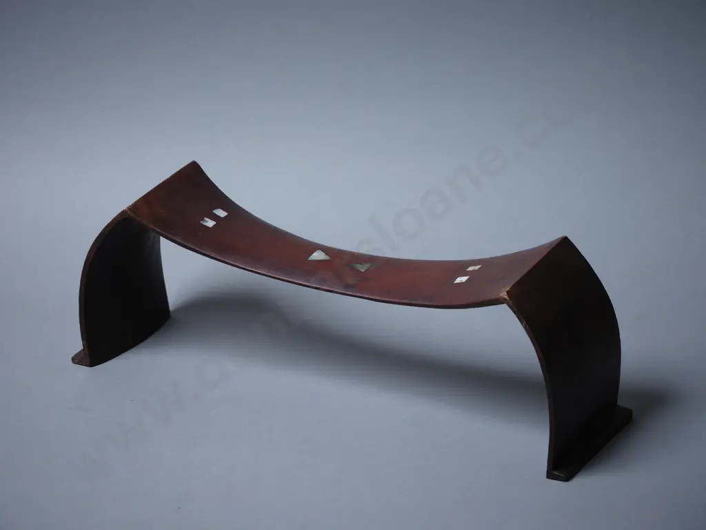 Tongan Neck Rest (Kali Hahapo) Image 1++