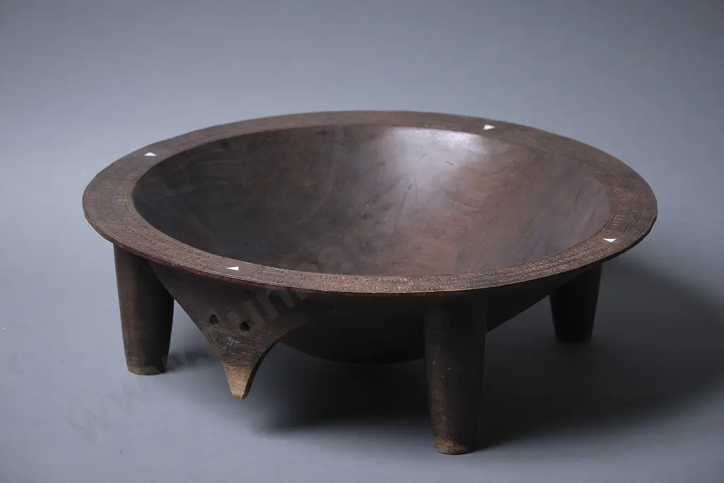 Fijian Kava Bowl Image 1++