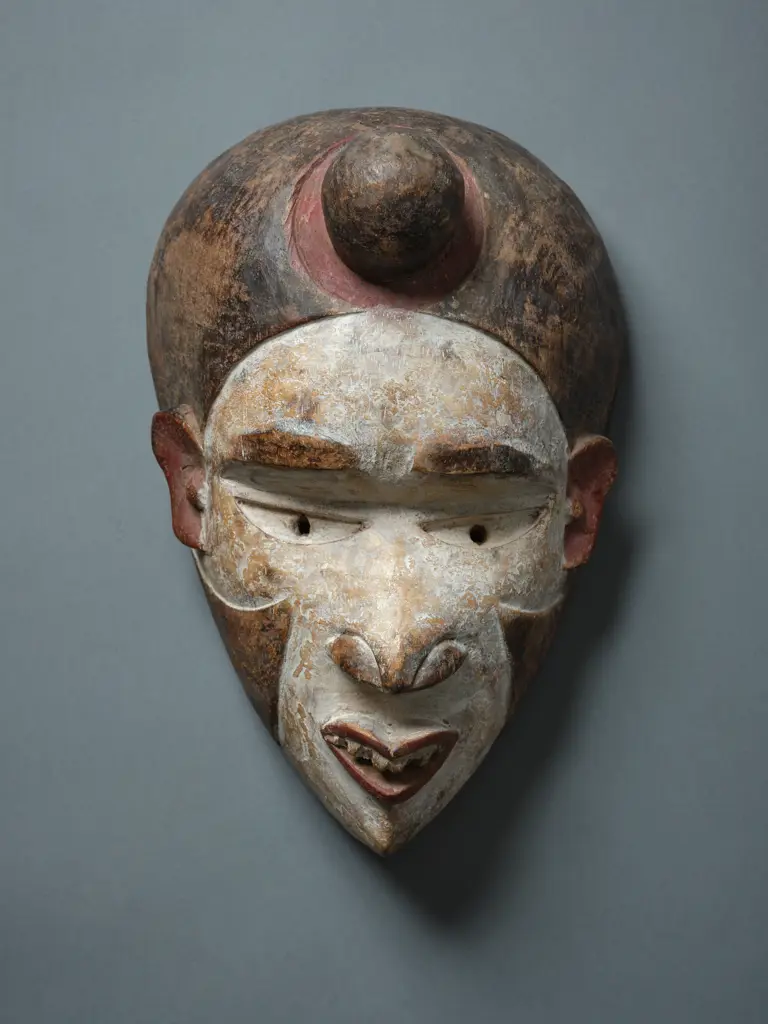 A Decorative Nigeran Mask Image 1++