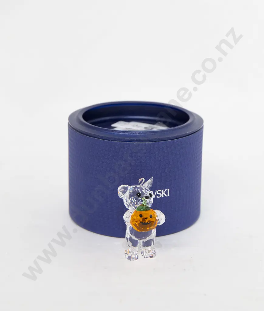 Swarovski Kris Bear "A Pumpkin for You" Image 1++