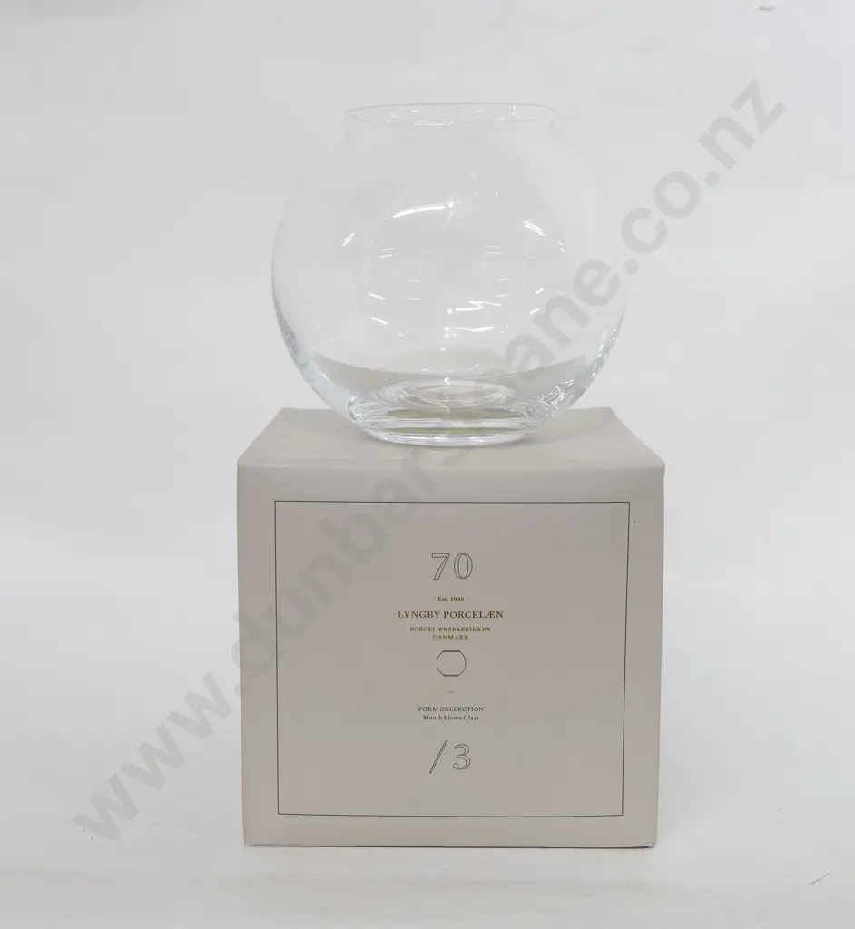 Lyngby Porcelaen "Form Collection 70\3" Clear Vase Image 1++