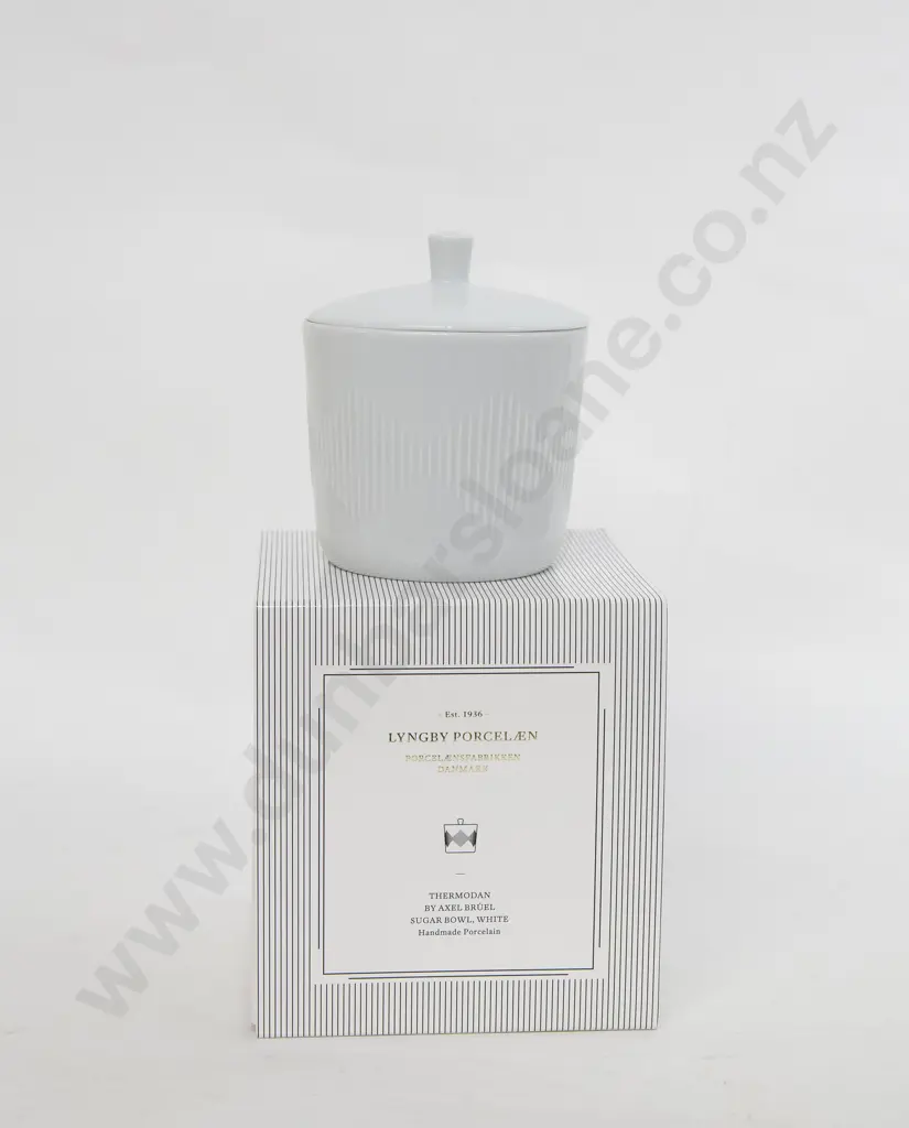 Lyngby Porcelaen "Thermodan by Axel Bruel" White Sugar Bowl Image 1++
