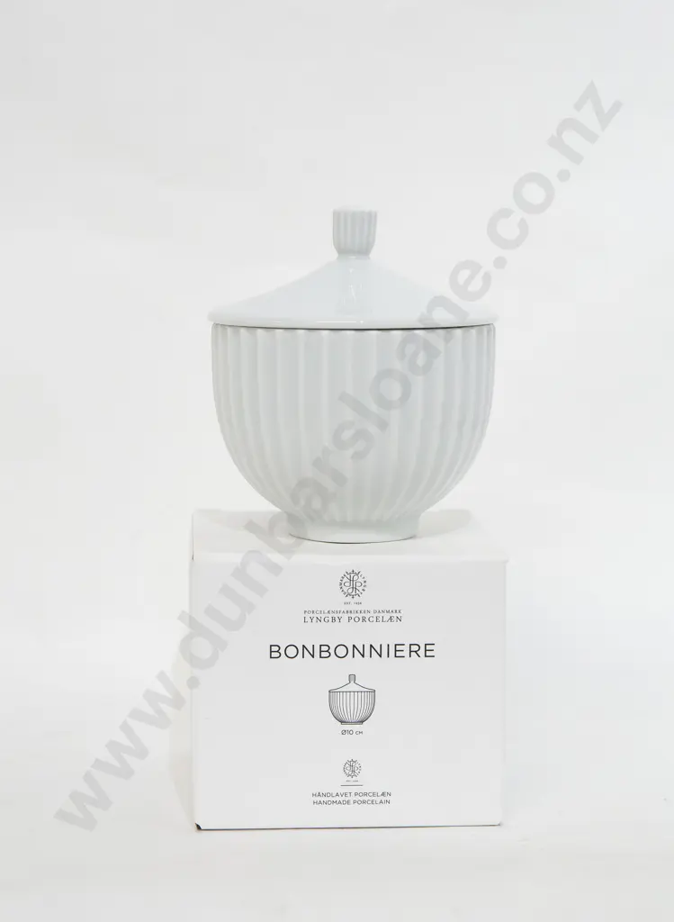 Lyngby Porcelaen "Bonbonniere" Lidded Bowl Image 1++
