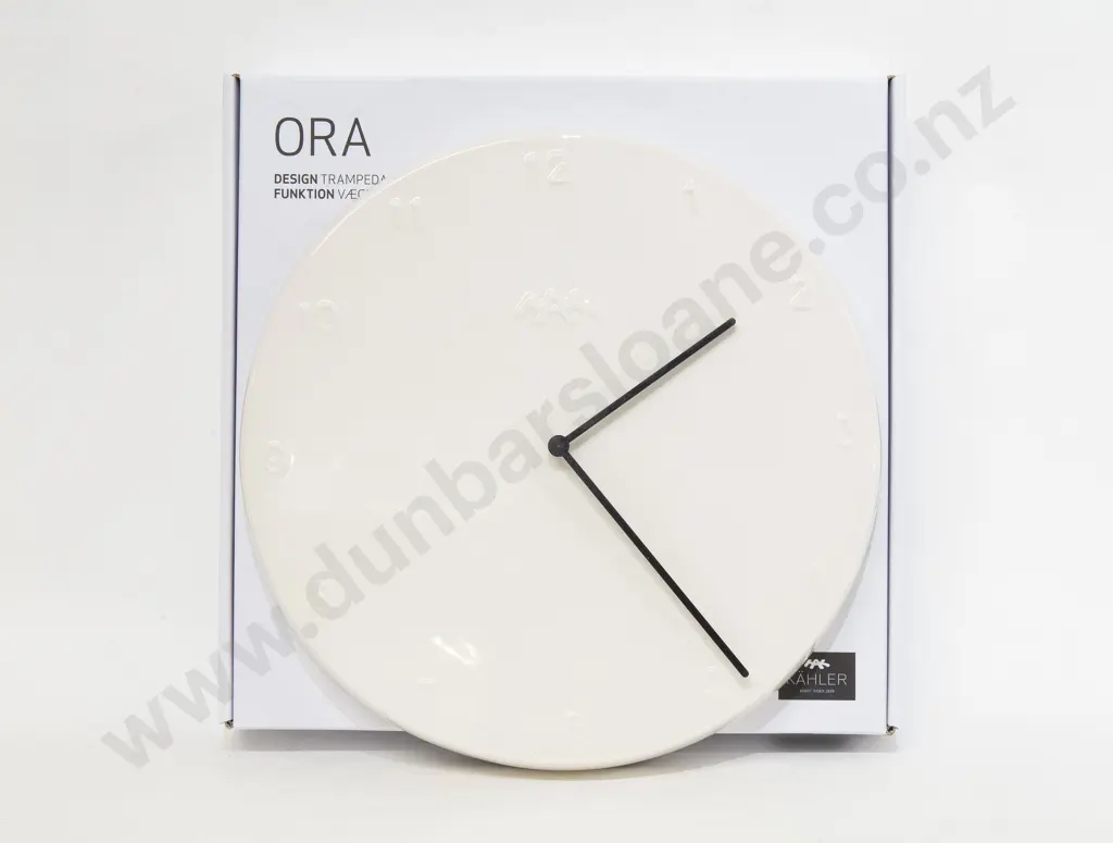 Kahler "Ora" Wall Clock - White Image 1++