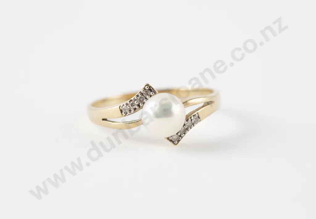 9ct SIngle Cultured Pearl Ring Image 1++