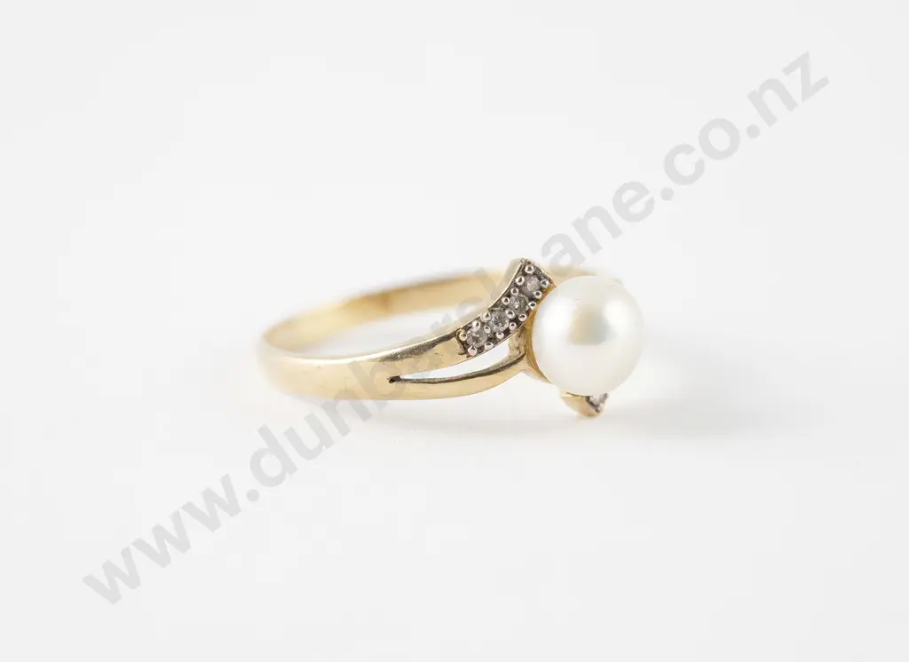 9ct SIngle Cultured Pearl Ring Image 1++