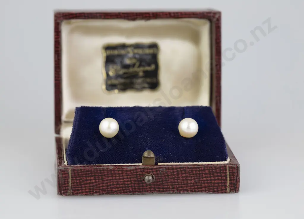 Pair 9ct Mounted Cultured Pearl Stud Earrings Image 1++