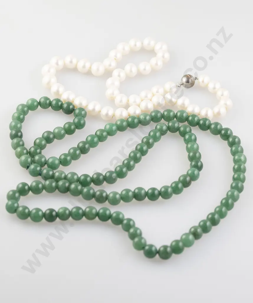 Single Strand Uniform Cultured Fresh Water Pearl Necklace Image 1++