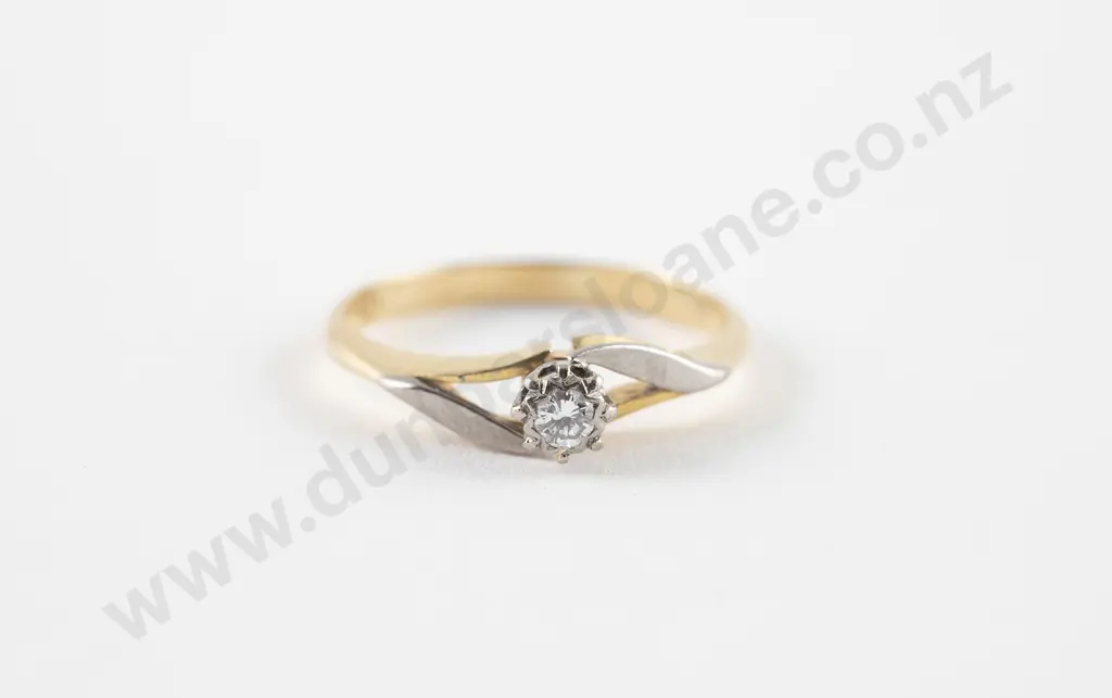 18ct $ Palladium Solitaire Diamond Ring Image 1++