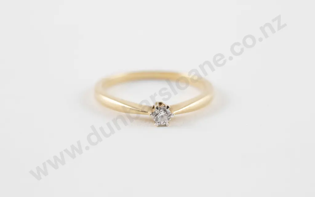 18ct Solitaire Diamond Ring Image 1++