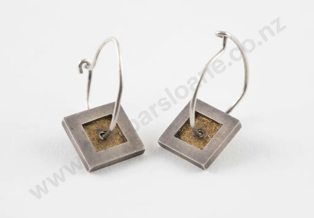 Pair .925 Silver Contemporary NZ Jewellery Earrings Image 1++