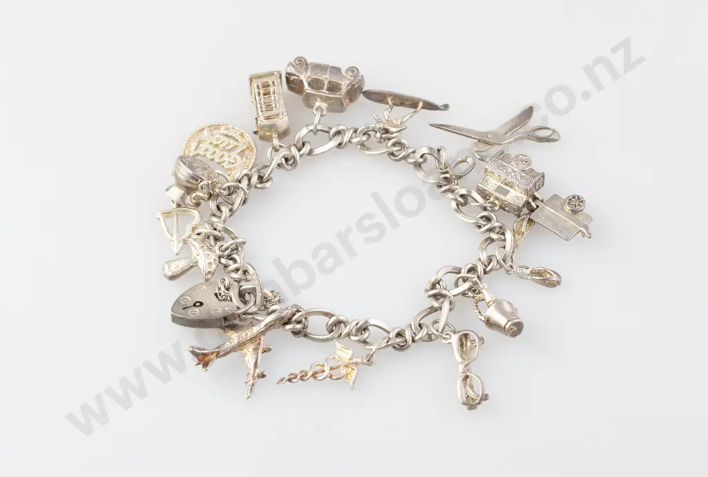 S/S Charm Bracelet Image 1++