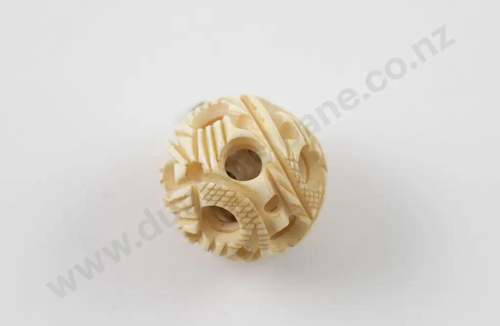 Carved Ivory Puzzle Ball Pendant Image 1++