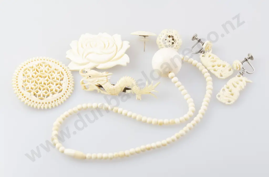Ivory Jewellery Image 1++
