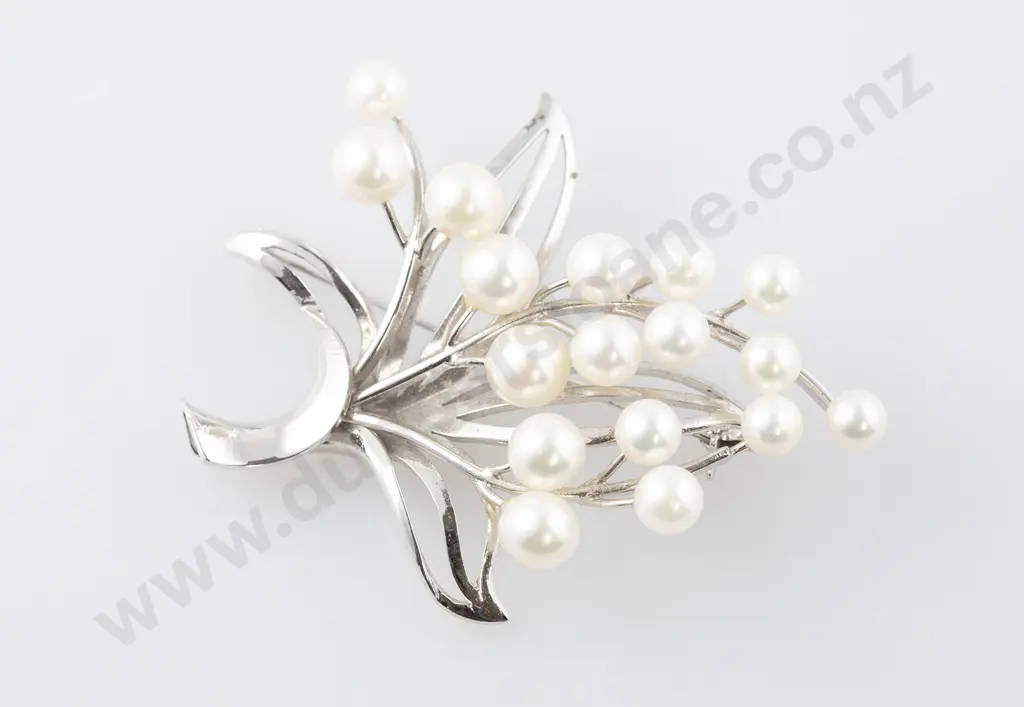 Large S/S Cultured Pearl Spray Brooch Image 1++