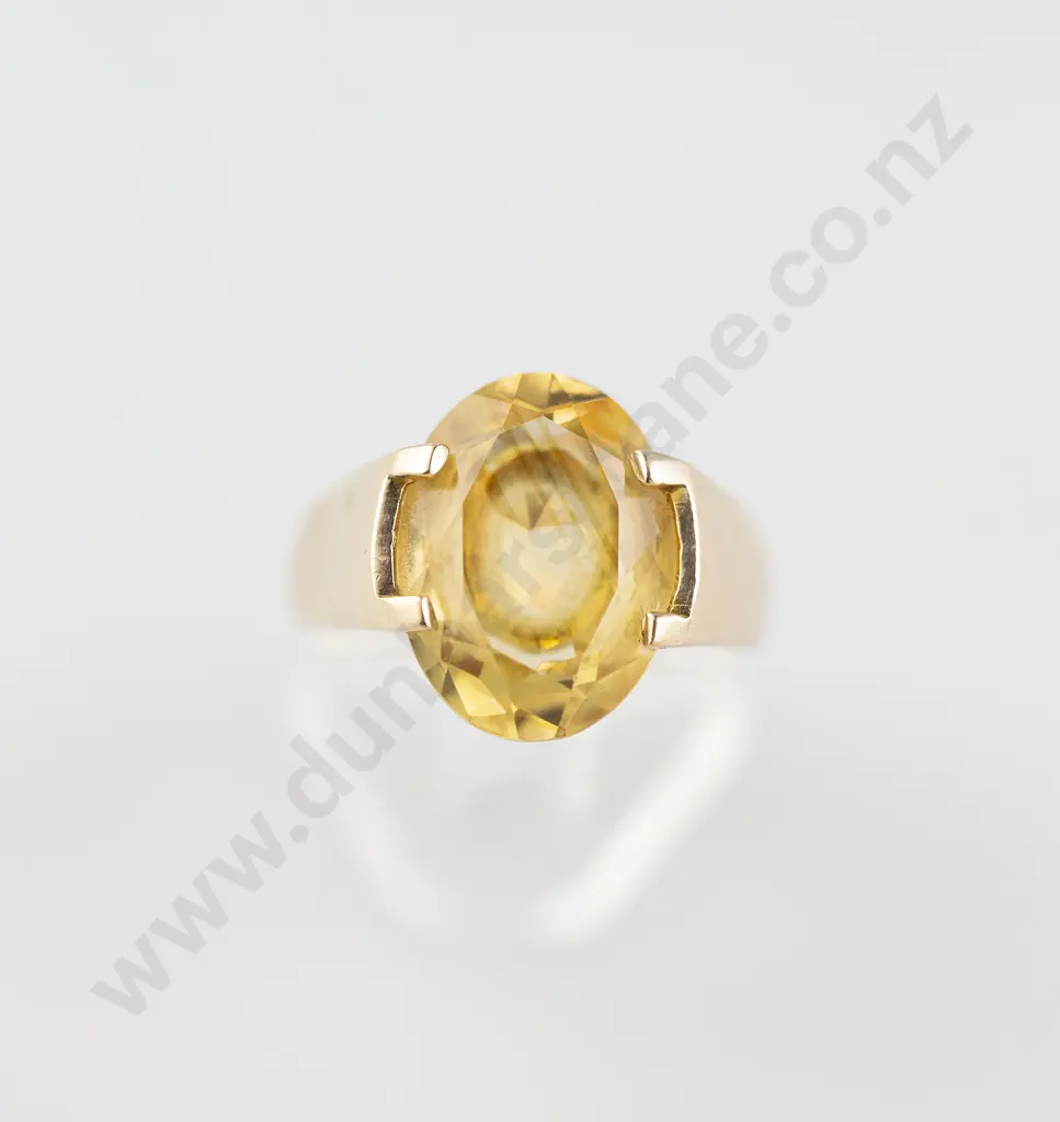 9ct Single Large Citrine Ring Image 1++