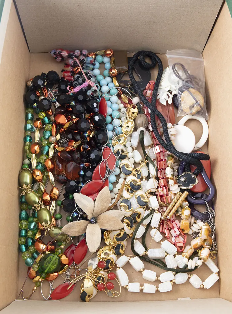 Collection Costume Jewellery Image 1++