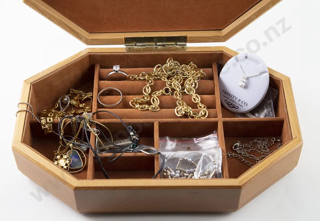 As New Silver & Crystal Jewellery Image 1++