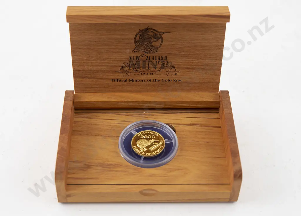 Millennium 2000 Gold Kiwi Image 1++