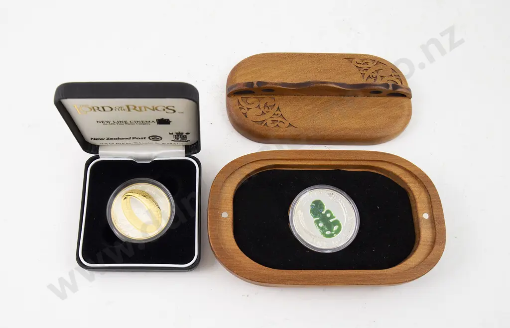 Two NZ Proof Silver Dollars Image 1++