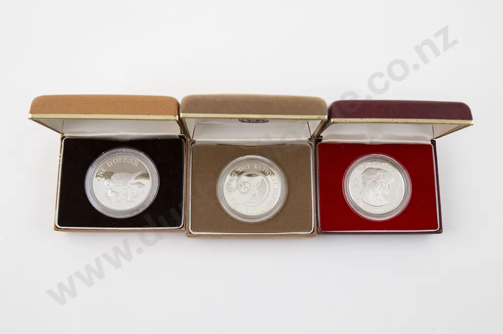 NZ Three Silver Proof Coins Image 1++