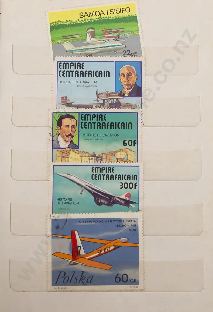 Six Vintage World Stock Book Albums Image 1++