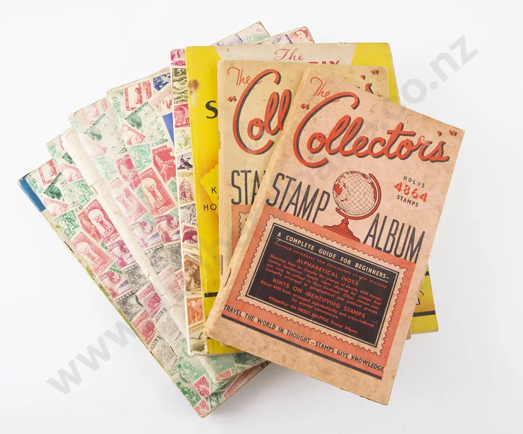Qty Small Vintage Stamp Albums Image 1++