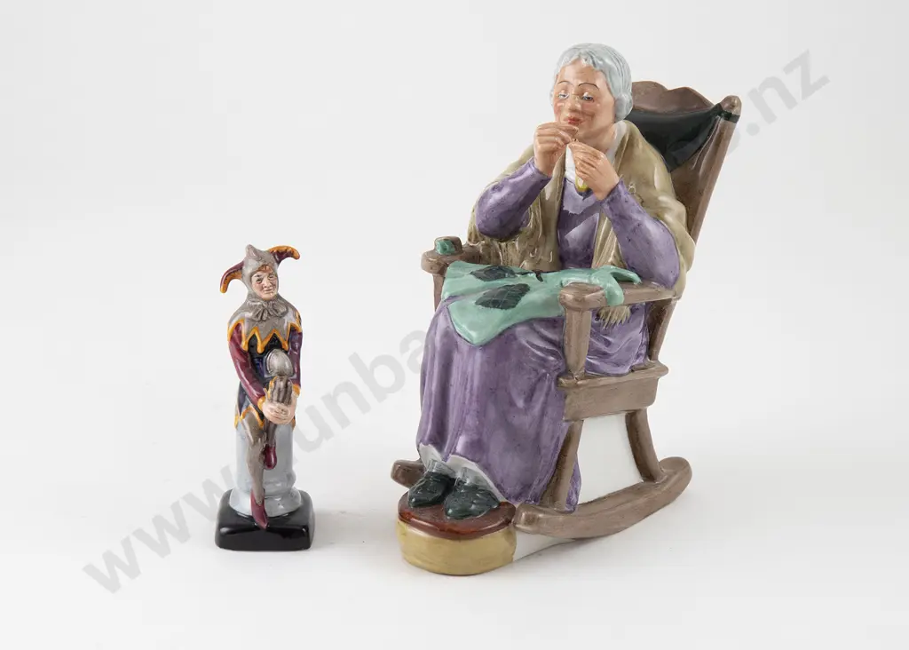 Small Royal Doulton Figure "The Jester" Image 1++