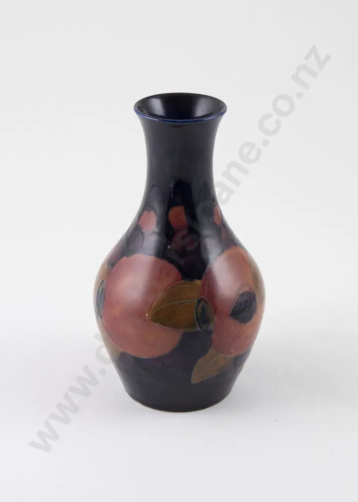 Moorcroft Pomegranate Vase Image 1++