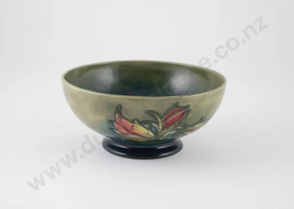 Moorcroft Hibiscus Pattern Footed Bowl Image 1++