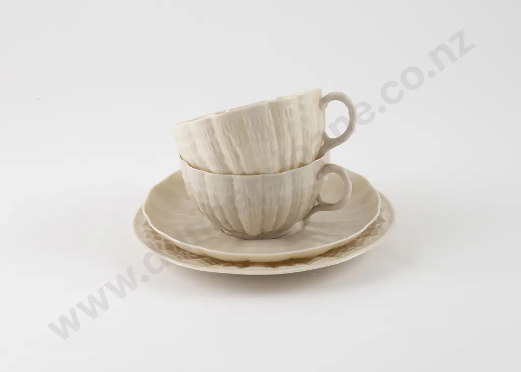 Belleek Black Mark 23pce Shell Shape Tea Set Image 1++