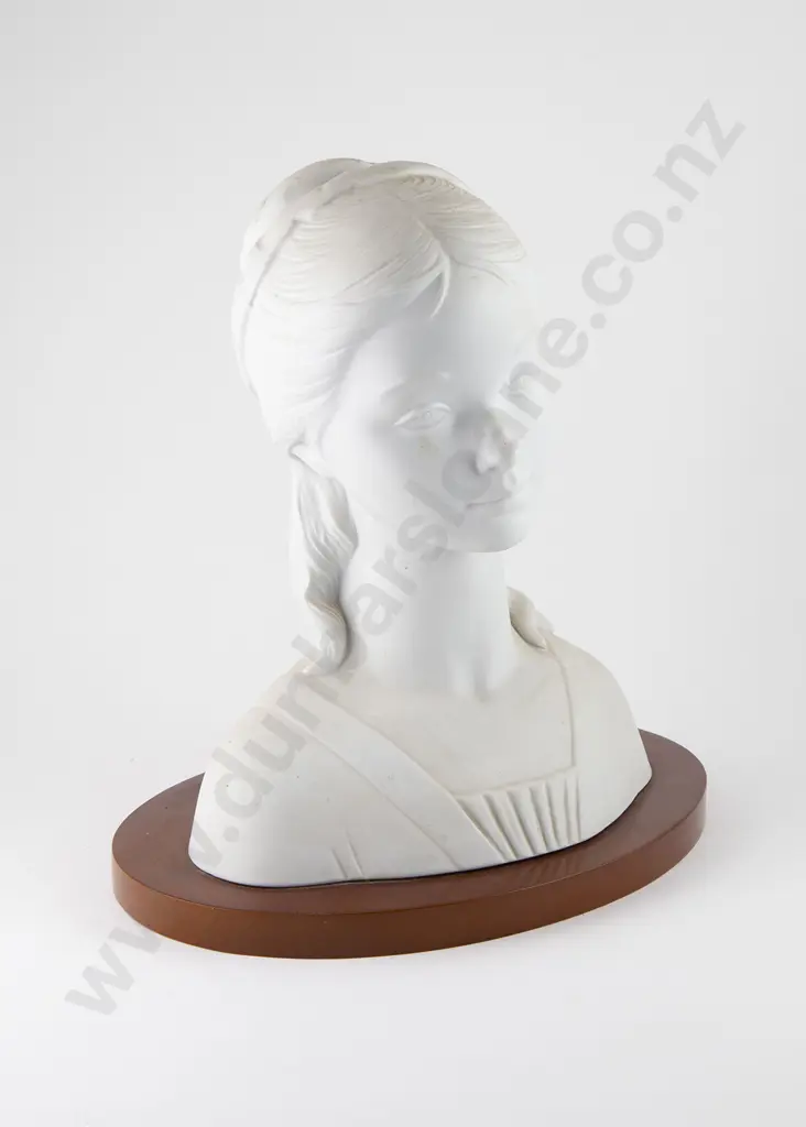 Lladro White Bisque Porcelain Bust of a Young Girl Image 1++