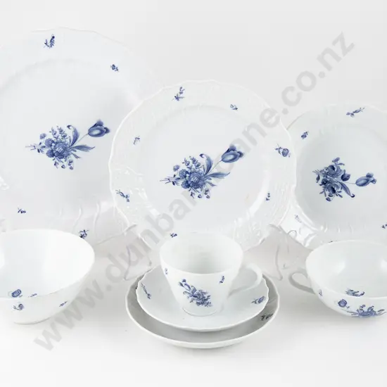 Hutschenreuther of Germany Dresden Pattern Dinner Service