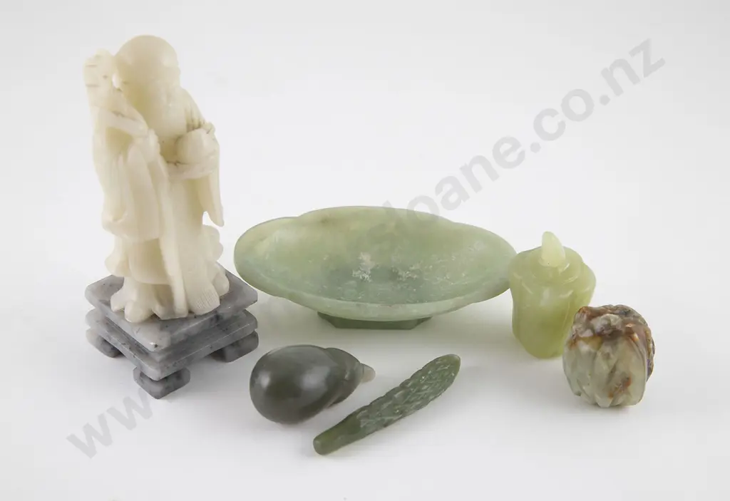 Small Celadon Jade Shallow Bowl Image 1++