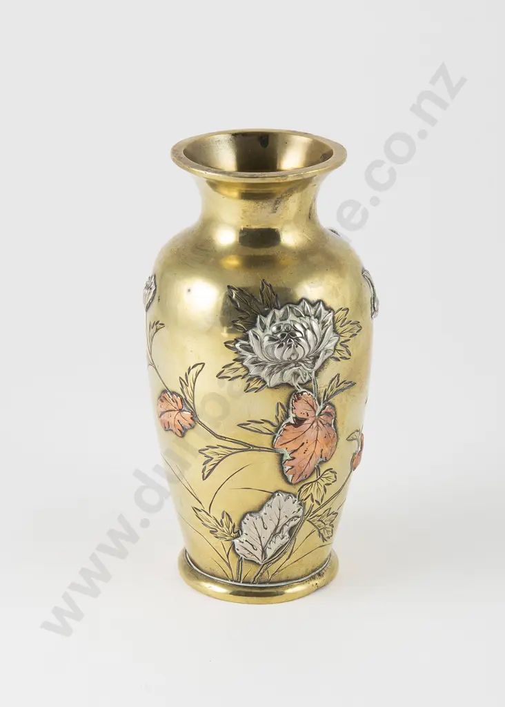 Late C19th Japanese Bronze Vase Image 1++