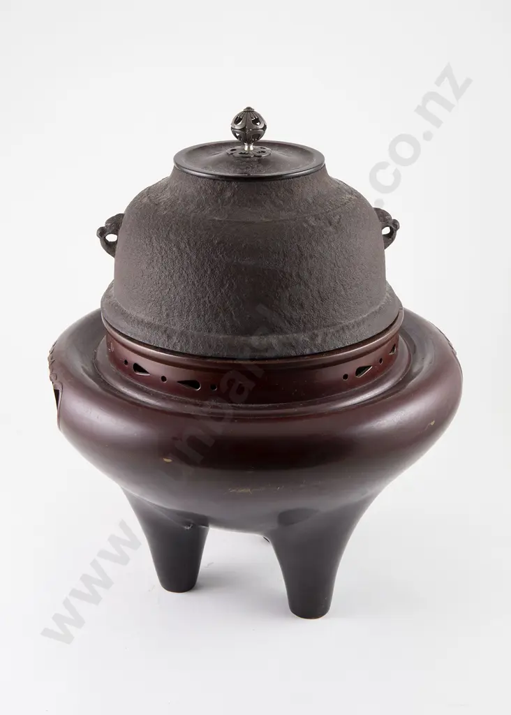 Late C19th Japanese Bronze Tripod Censer Image 1++