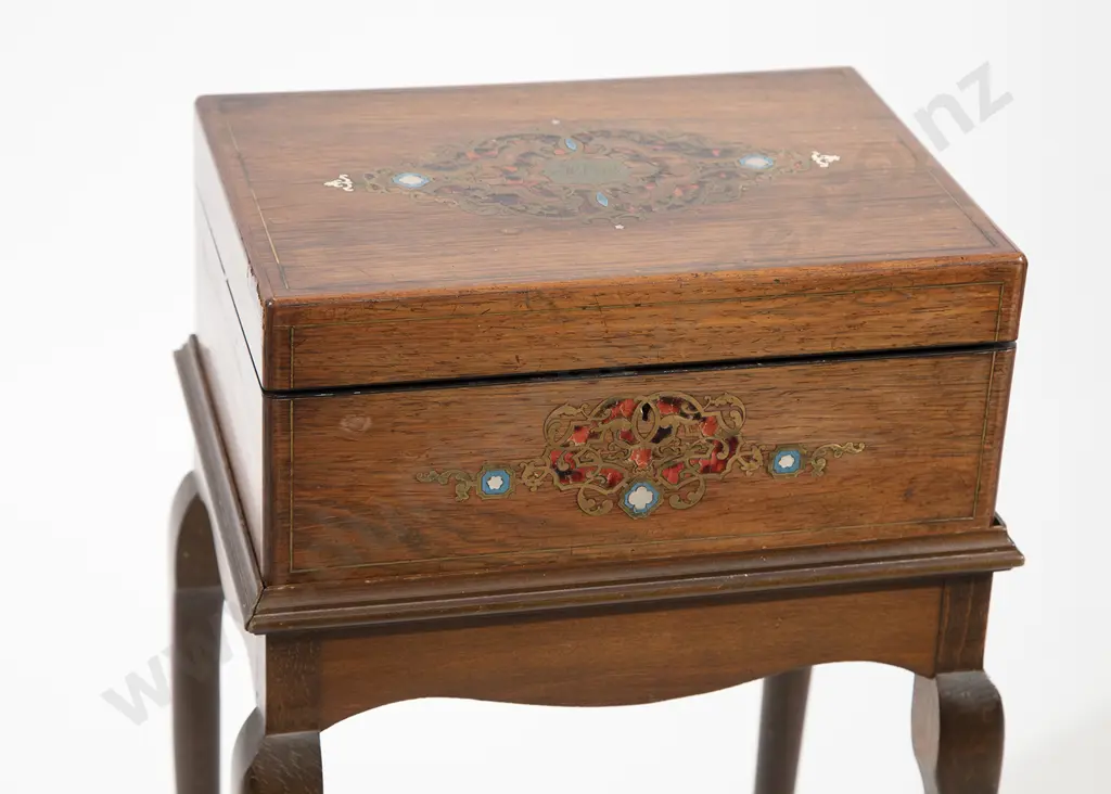 Victorian Rosewood Tortoiseshell & Brass Inlaid Sewing Box Image 1++