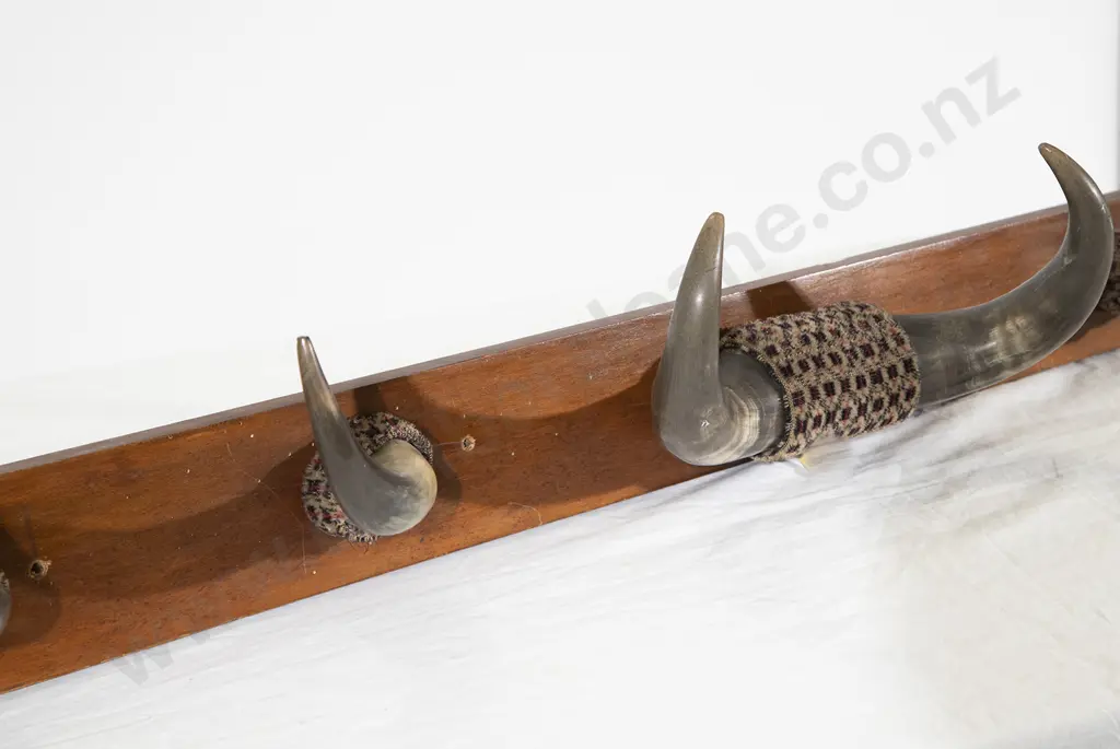 NZ Colonial Hall Rack Image 1++