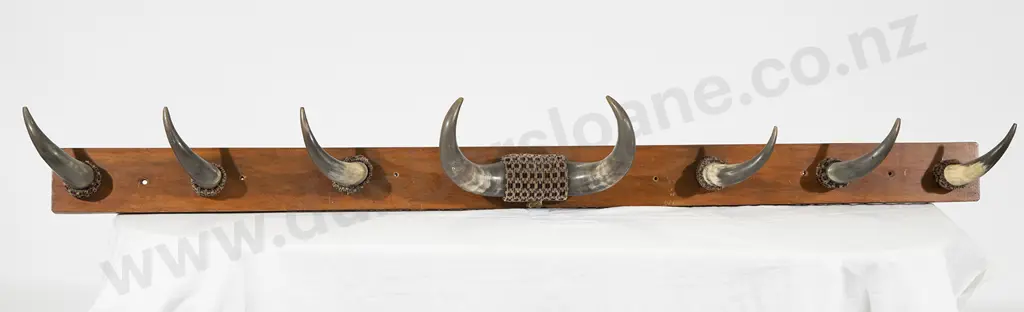 NZ Colonial Hall Rack Image 1++