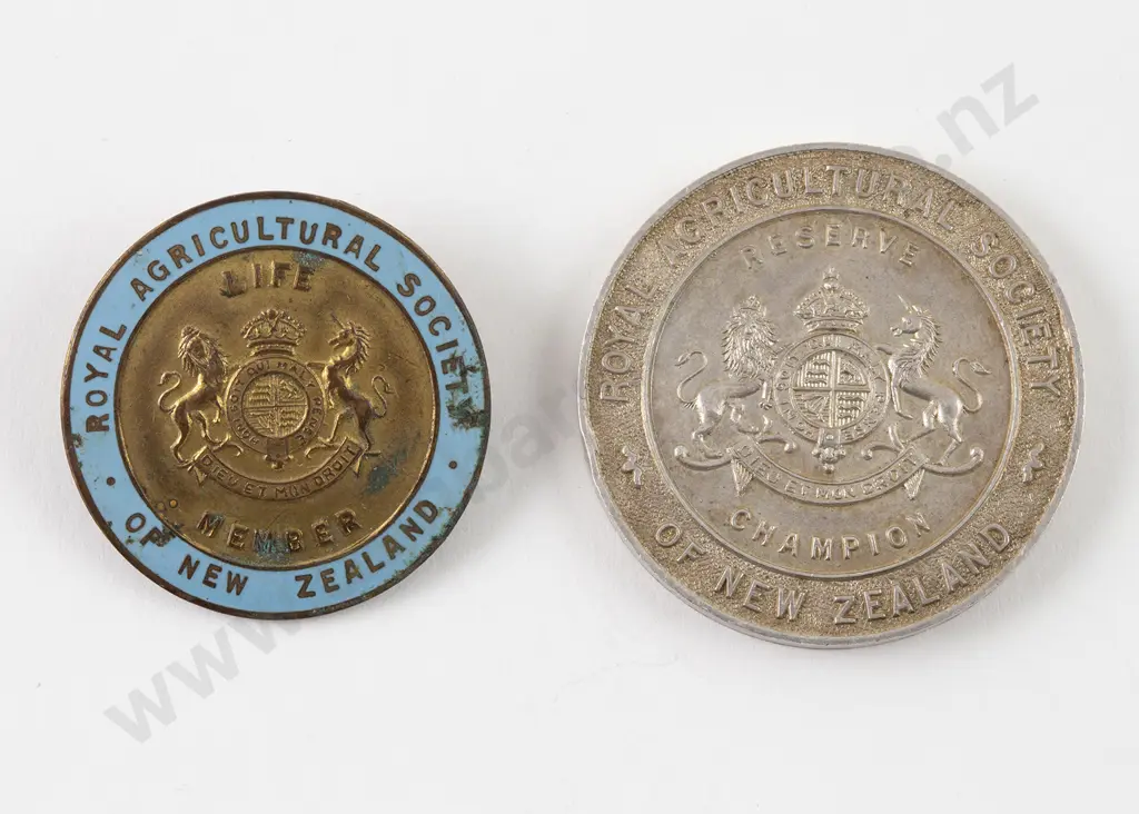 NZ Silver Royal Agricultural Society of NZ Medallion Image 1++