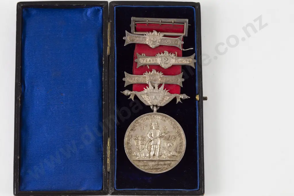 NZ Silver Fire Brigade Service Medal with Three Two Year Bars Image 1++