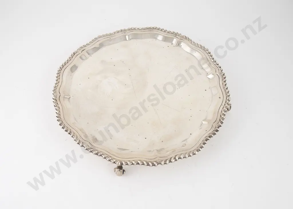 QEII S/S Circular Salver Image 1++