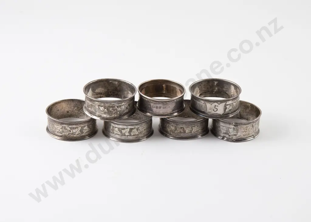 Seven S/S Circular Napkin Rings Image 1++