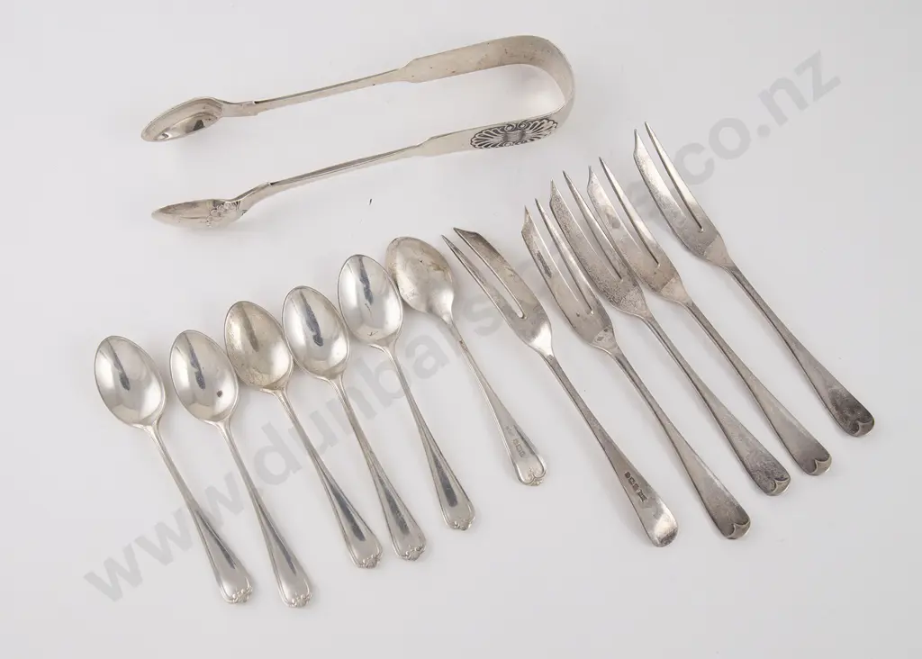Pair S/S Fiddle & Shell Sugar Tongs Image 1++